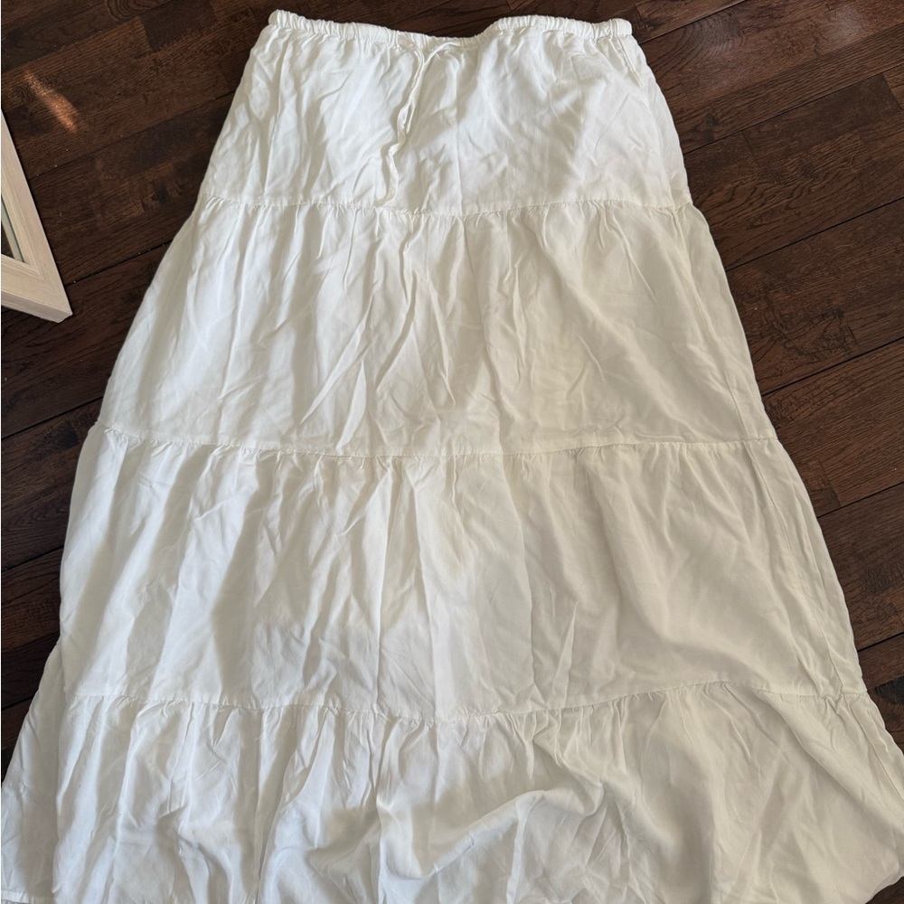 Brandy Melville Cream Maxi Skirt